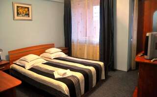 Отель Hotel Delaf Клуж-Напока Люкс с 2 спальнями-1